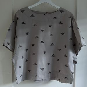 Grade&Gather Triangle Print Kimono Top